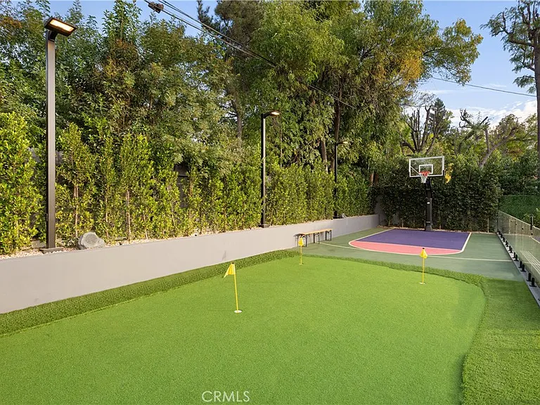 5244 Tampa Ave — Photo 62