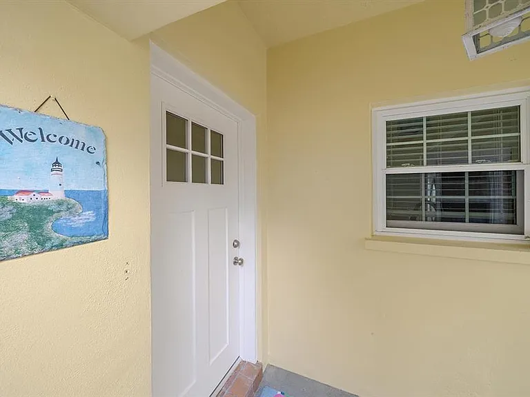 5865 Tidewood Ave #8 — Photo 4