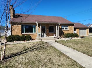 331 S School Ave, Oglesby, IL 61348