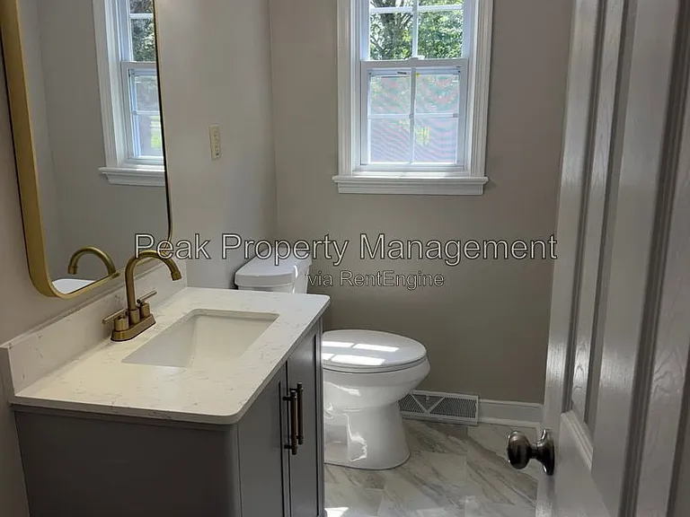 9323 Susquehanna Trl — Photo 19