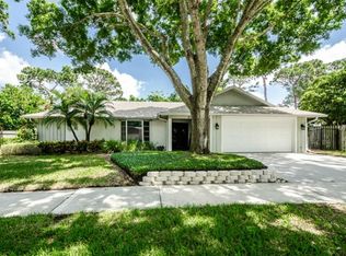 8745 Maplewood Rd, Seminole, FL 33777