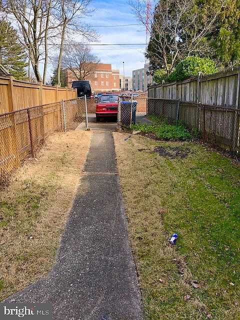 2nd image of 5121 44th St NW