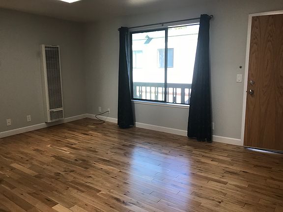4th image of 1700 Page St APT 7