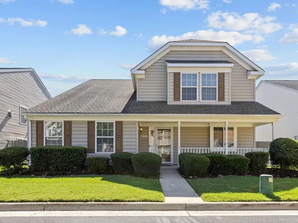 1313 Duchess Of York Quay, Chesapeake, VA 23320