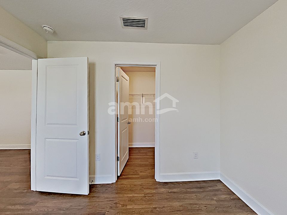 1st image of 503 Pine Terrace Dr