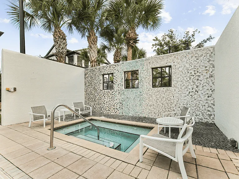 Heritage on Millenia Apartments — Photo 5