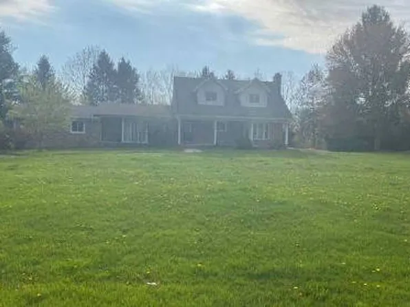 3616 Stagecoach Dr, Okemos, MI 48864