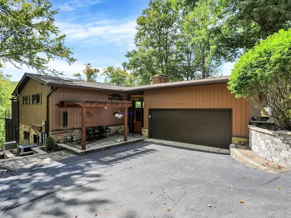 4465 W Grouse Dr, Trafalgar, IN 46181