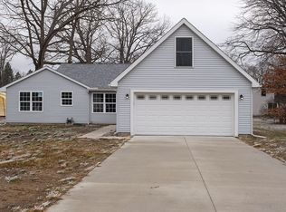 7030 Washington Dr, Holland, OH