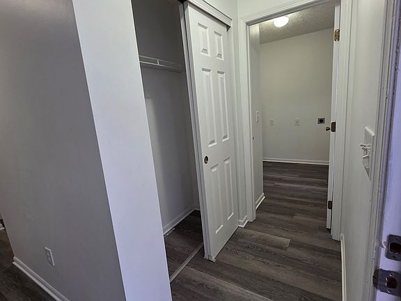4th image of 6067 Brice Park Dr