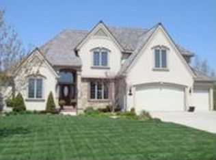 5104 Stonewall Ct, Lawrence, KS 66047