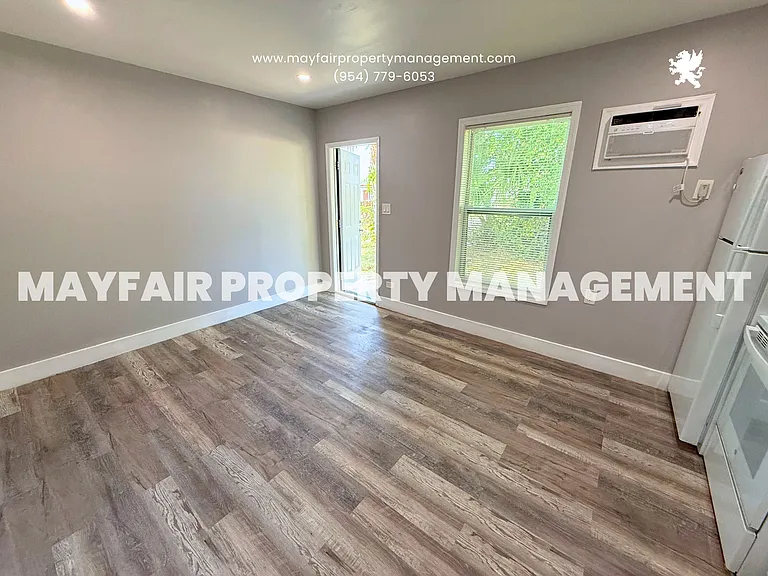 2724 NW 6th Ct #1 — Photo 4