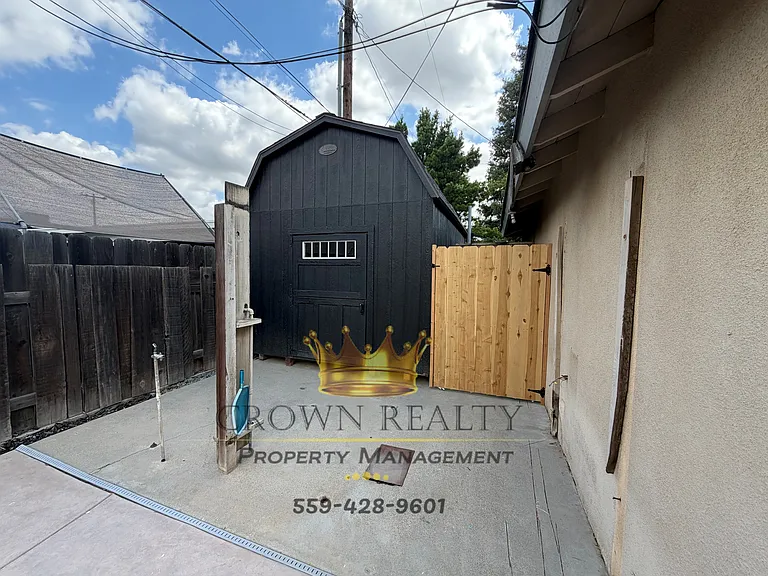 1120 W Howard Ave — Photo 21