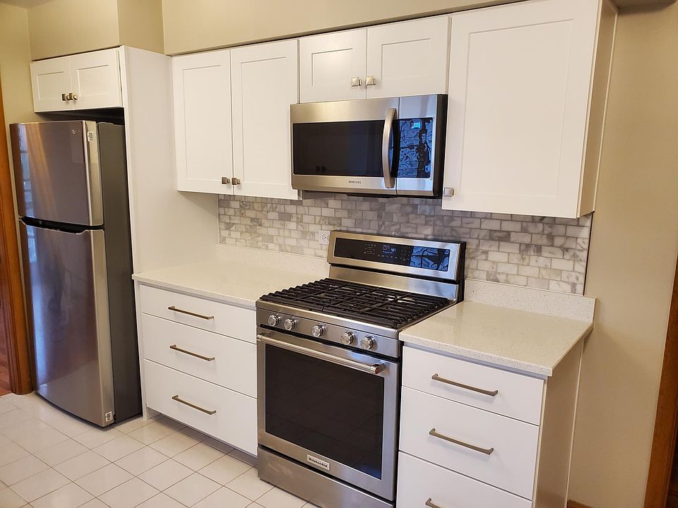 1st image of 6101 N Sauganash Ave #2