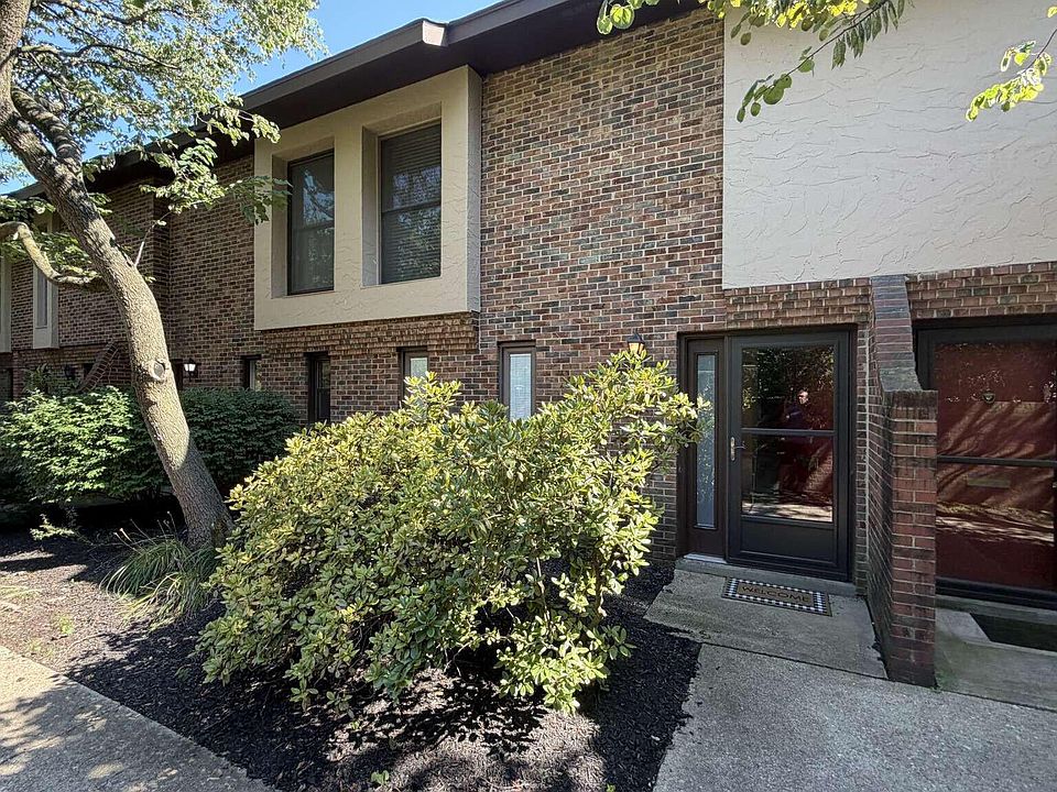 1st image of 3127 Arlingtowne Ln #5