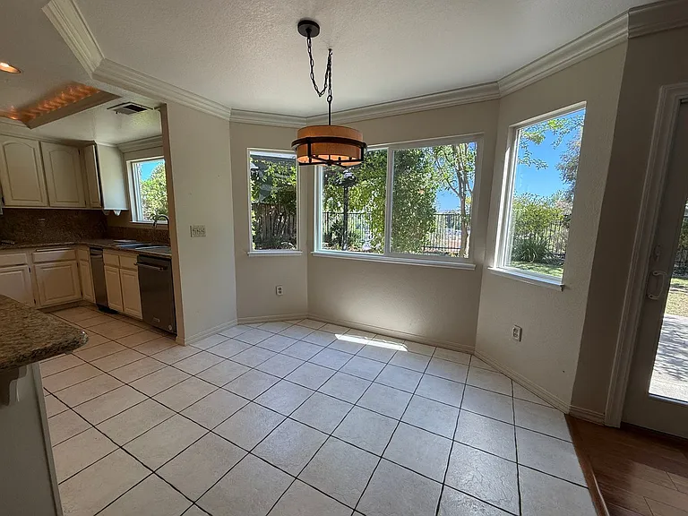 4973 Monaco Dr — Photo 17