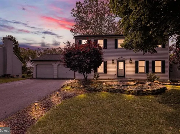 305 Faith Dr, Blandon, PA 19510