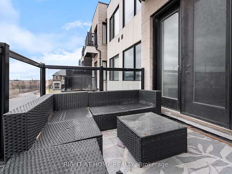 1393 Clarriage Ct — Photo 31