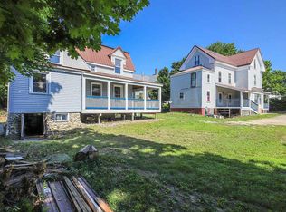 24 Saunders St, Portland, ME 04103