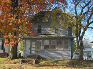 1108 W 5th St APT 3, Waterloo, IA 50702