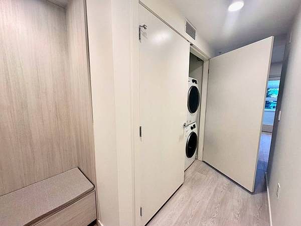 1st image of 3264 Vanness Ave #2