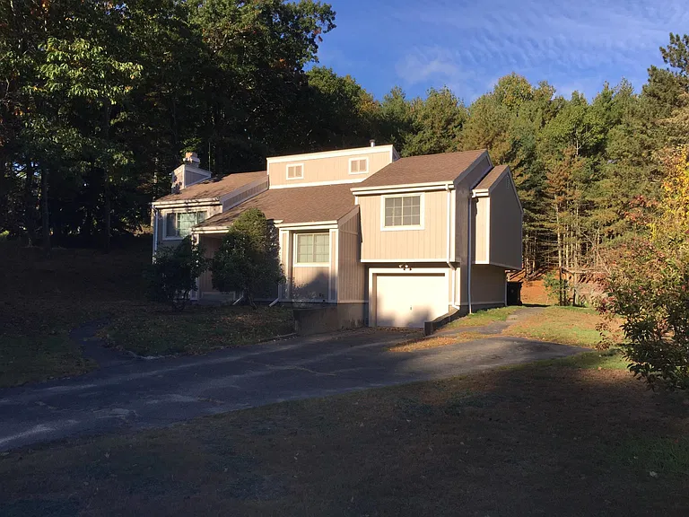 6 Pleasant Park Cir — Photo 1