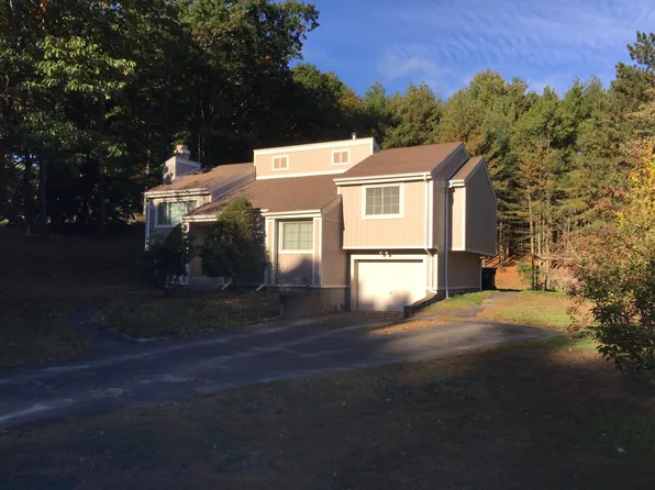 6 Pleasant Park Cir, Sharon, MA 02067