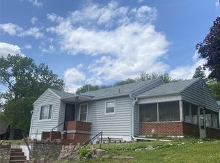 1823 Randolph St, Saint Joseph, MO 64505