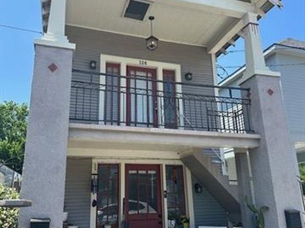 126 Papworth Ave