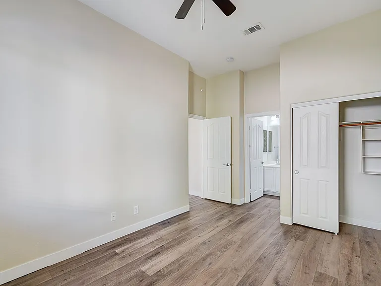 11490 Steponia Bay St — Photo 22