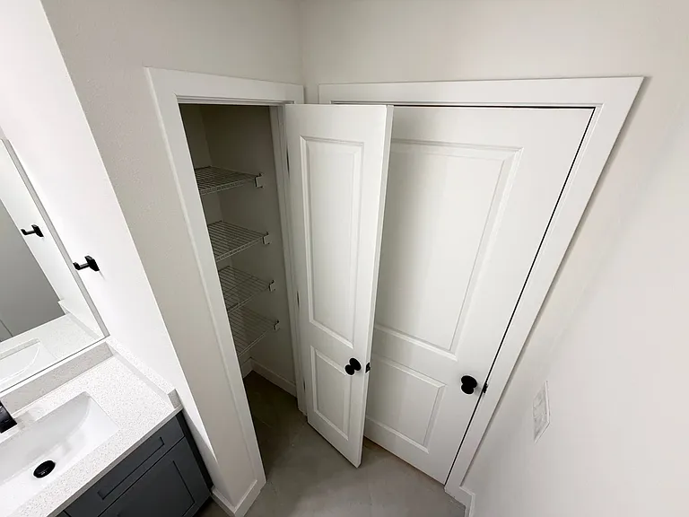 2614 Palomar Ave SE — Photo 32