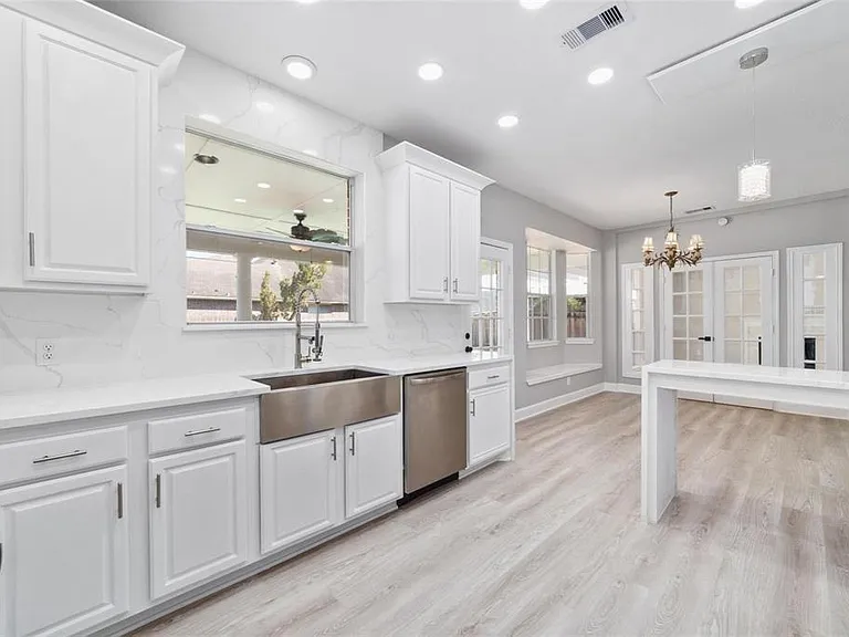 457 Corridor Way — Photo 9