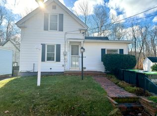 22 S Main St #1, Ashburnham, MA 01430