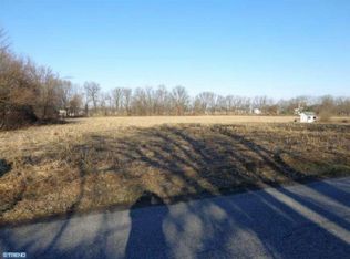 33 Lenhart Rd, Fleetwood, PA 19522