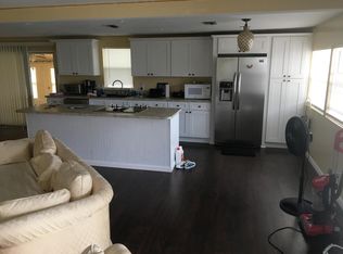 7084 SE Bluebird Cir, Hobe Sound, FL 33455