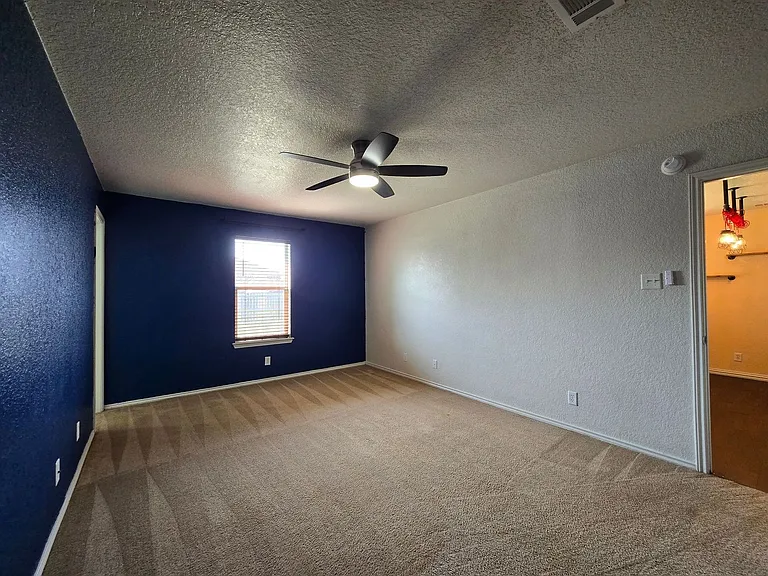 3802 Captain Dr — Photo 14