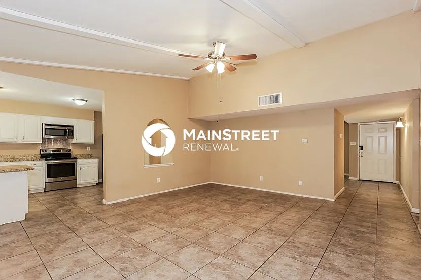 6515 Forestview Dr — Photo 4