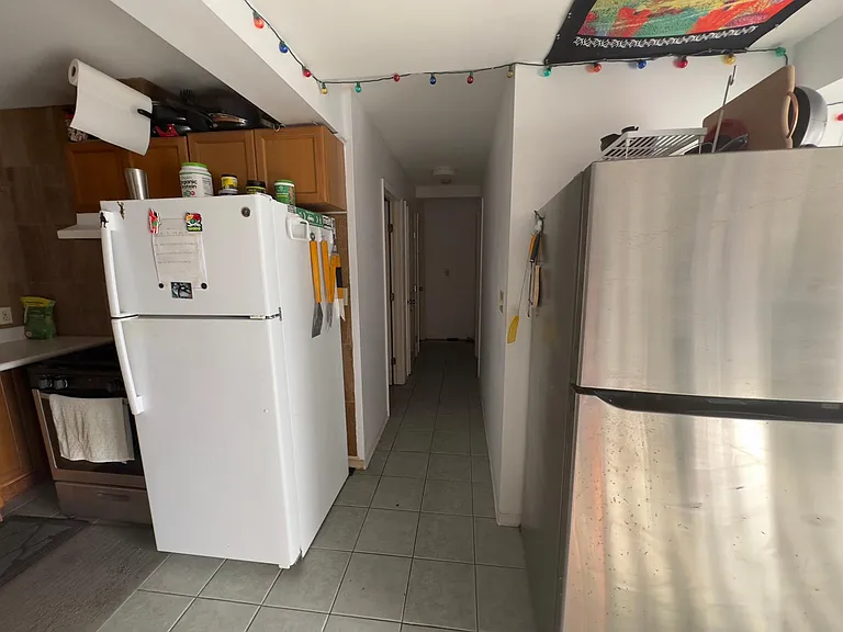 1696 Kamamalu Ave — Photo 4