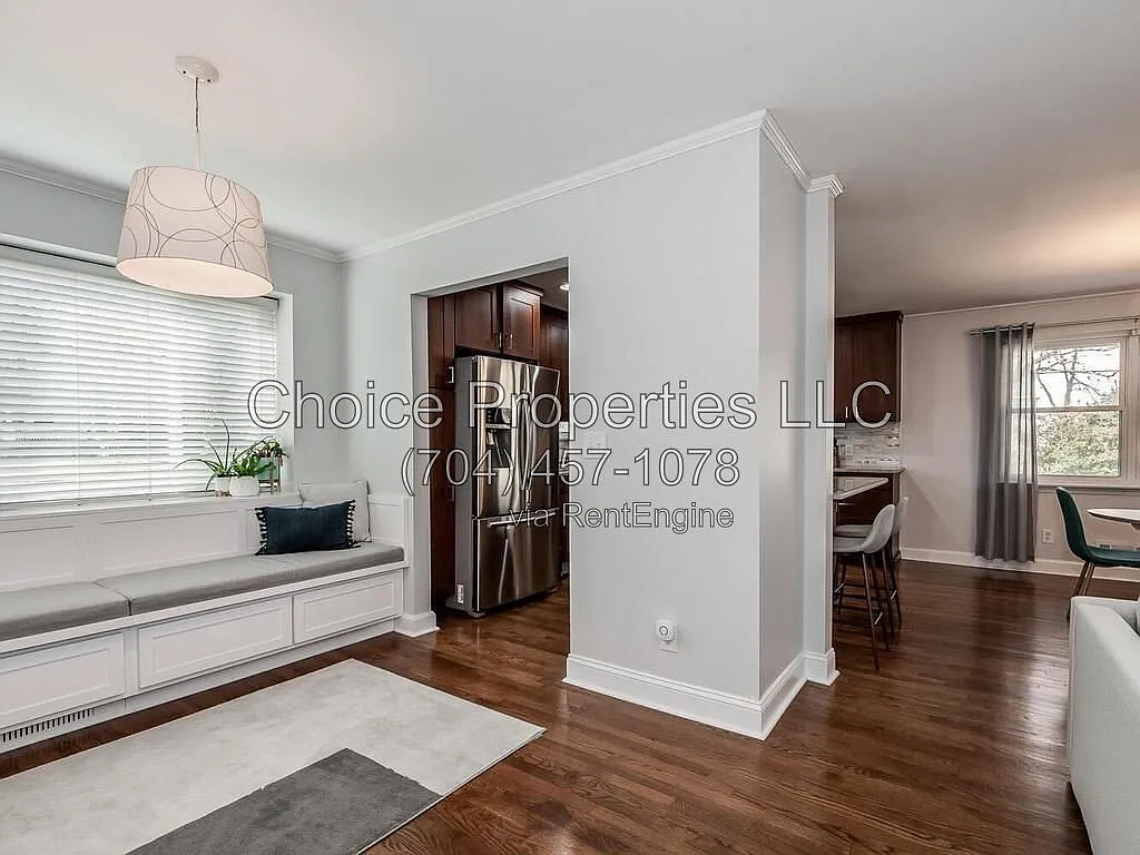 4 bed, 3.5 bath, 2040 sqft, $3,795 — Photo 3