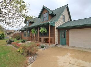 9675 Sandhill Dr, Weston, WI 54476