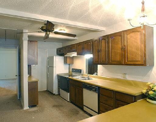 4th image of 6528 FAIRDALE DR #0