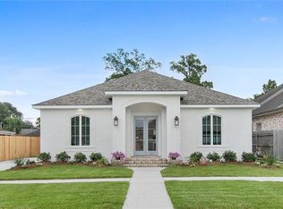 621 Resor Ave, Harahan, LA 70123