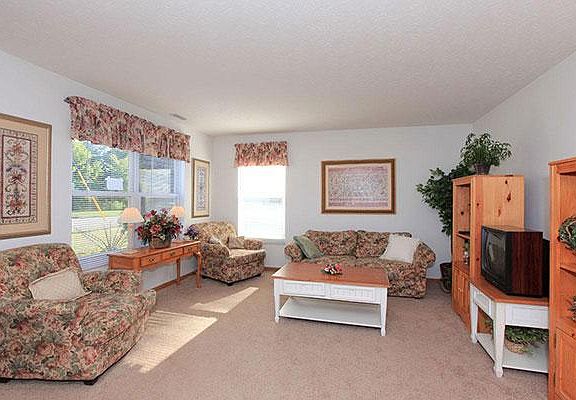 3rd image of 370 Elson Ave #4c7f3730f