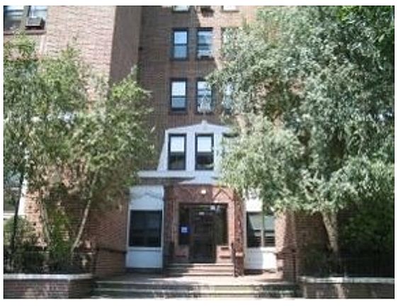 2nd image of 8814 Bay Pkwy #5