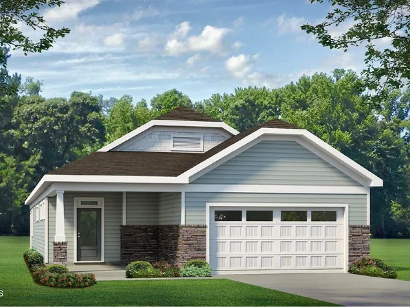 409 Village Walk Dr, Clayton, NC 27527