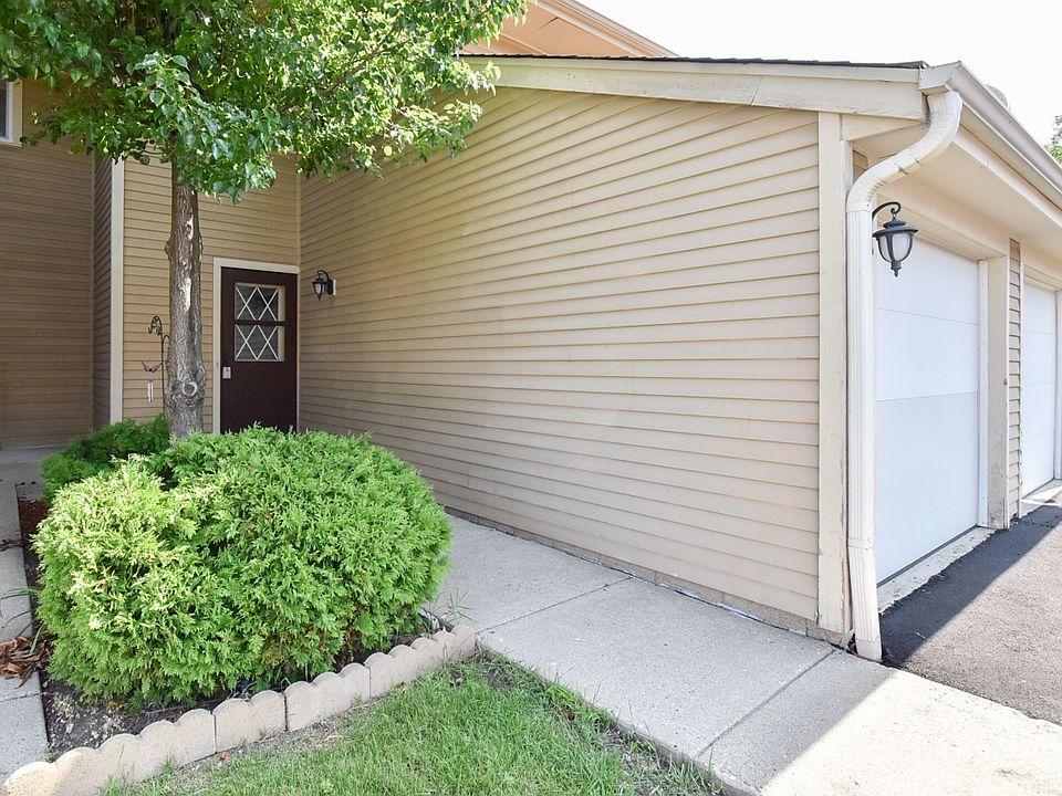 1st image of 4646 S Woodland Dr #4646