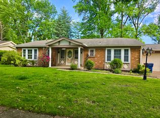 13032 Oldfarm Dr, Saint Louis, MO 63146