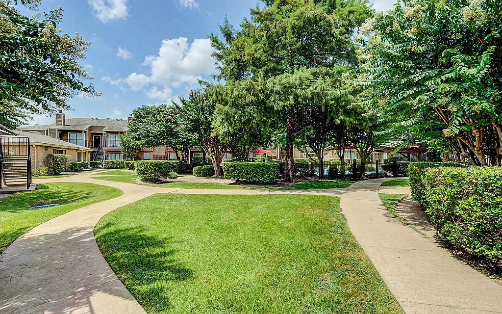 The Park @ Live Oak Apartments — Photo 3