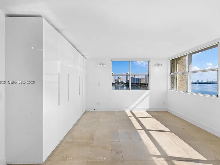 1420 Brickell Bay Dr #1001A — Photo 22