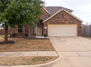 312 Niles Ct, Oak Pt, TX 75068